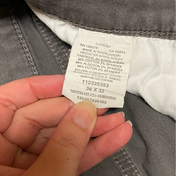 Men’s WRANGLER Straight Gray Jeans - Picture 5 of 6